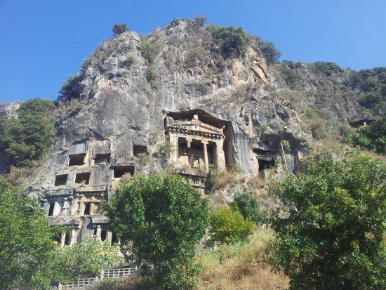 Grobowce skalne Telmessos